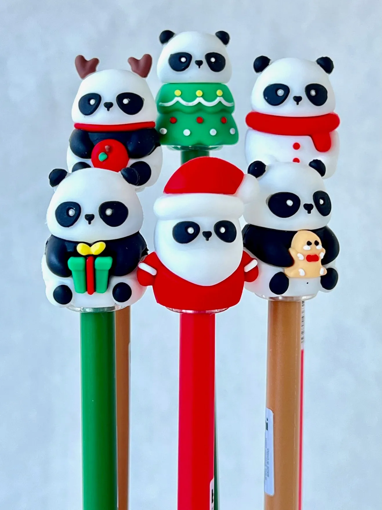 22595 CHRISTMAS PANDA GEL PEN-36