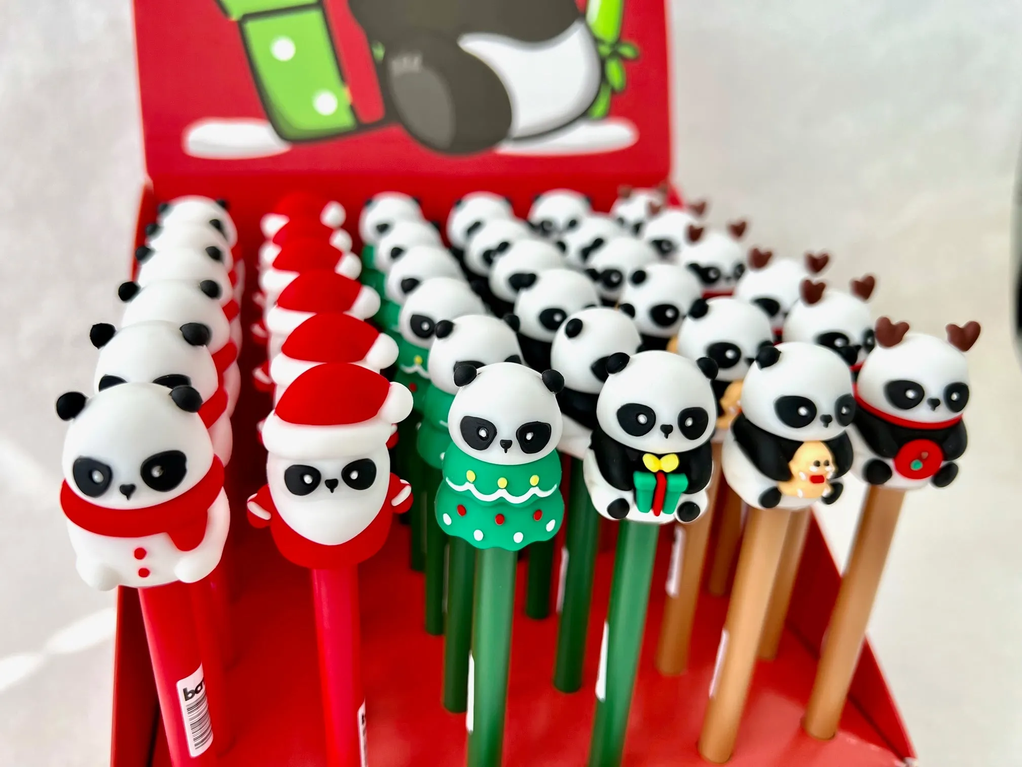 22595 CHRISTMAS PANDA GEL PEN-36