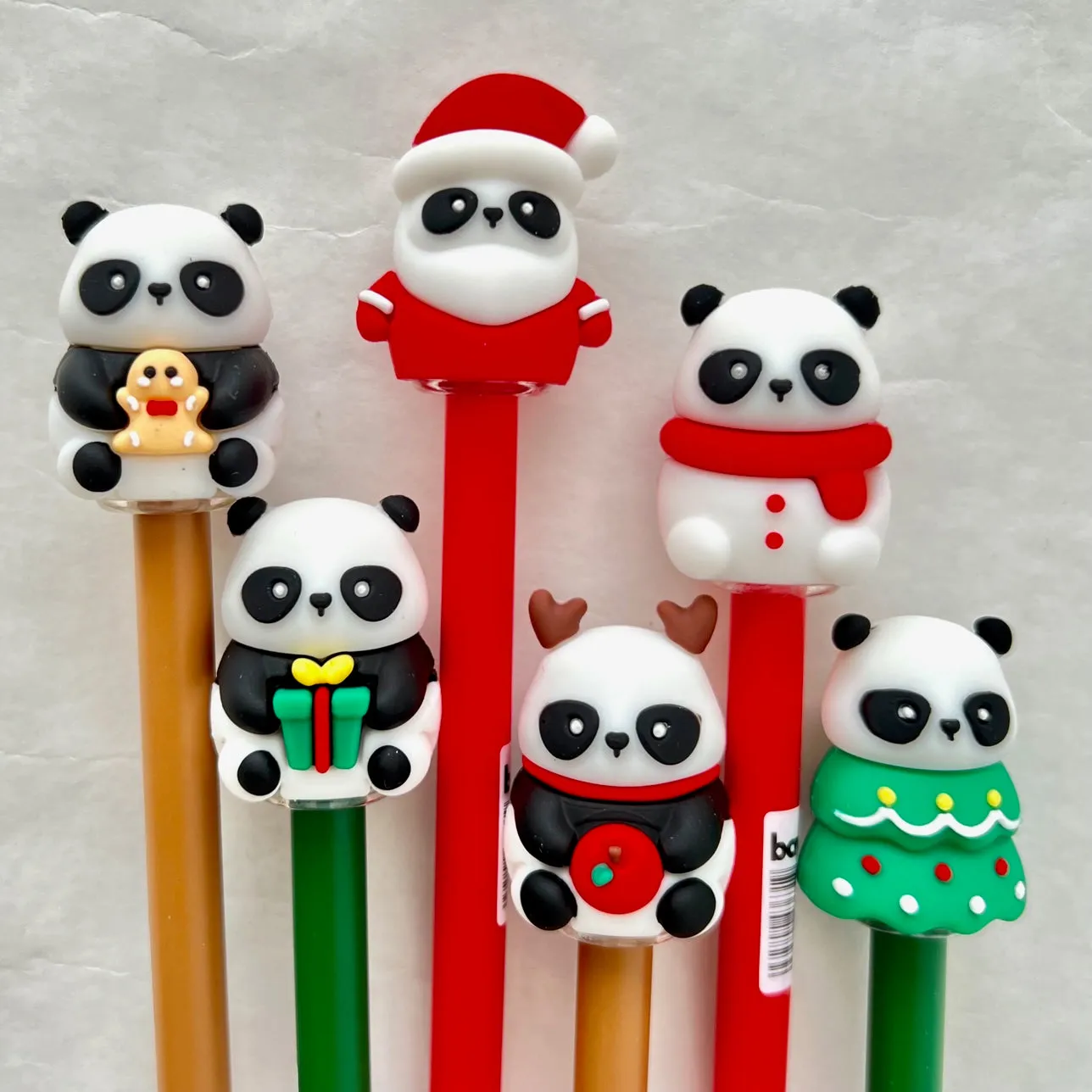 22595 CHRISTMAS PANDA GEL PEN-36