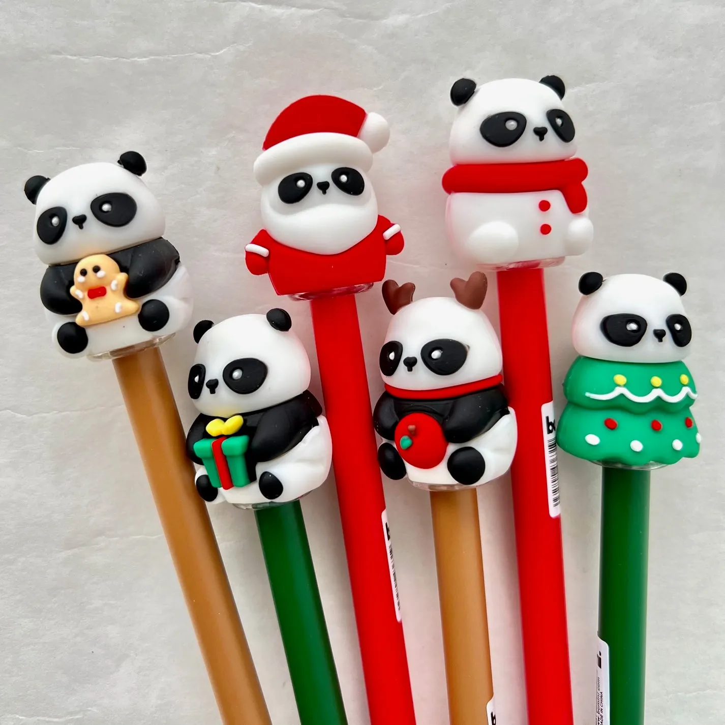 22595 CHRISTMAS PANDA GEL PEN-36