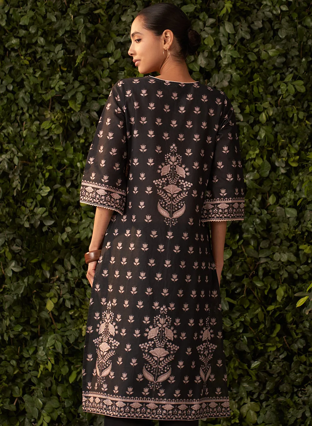 Maya Black Floral Printed Long Kurta for Women