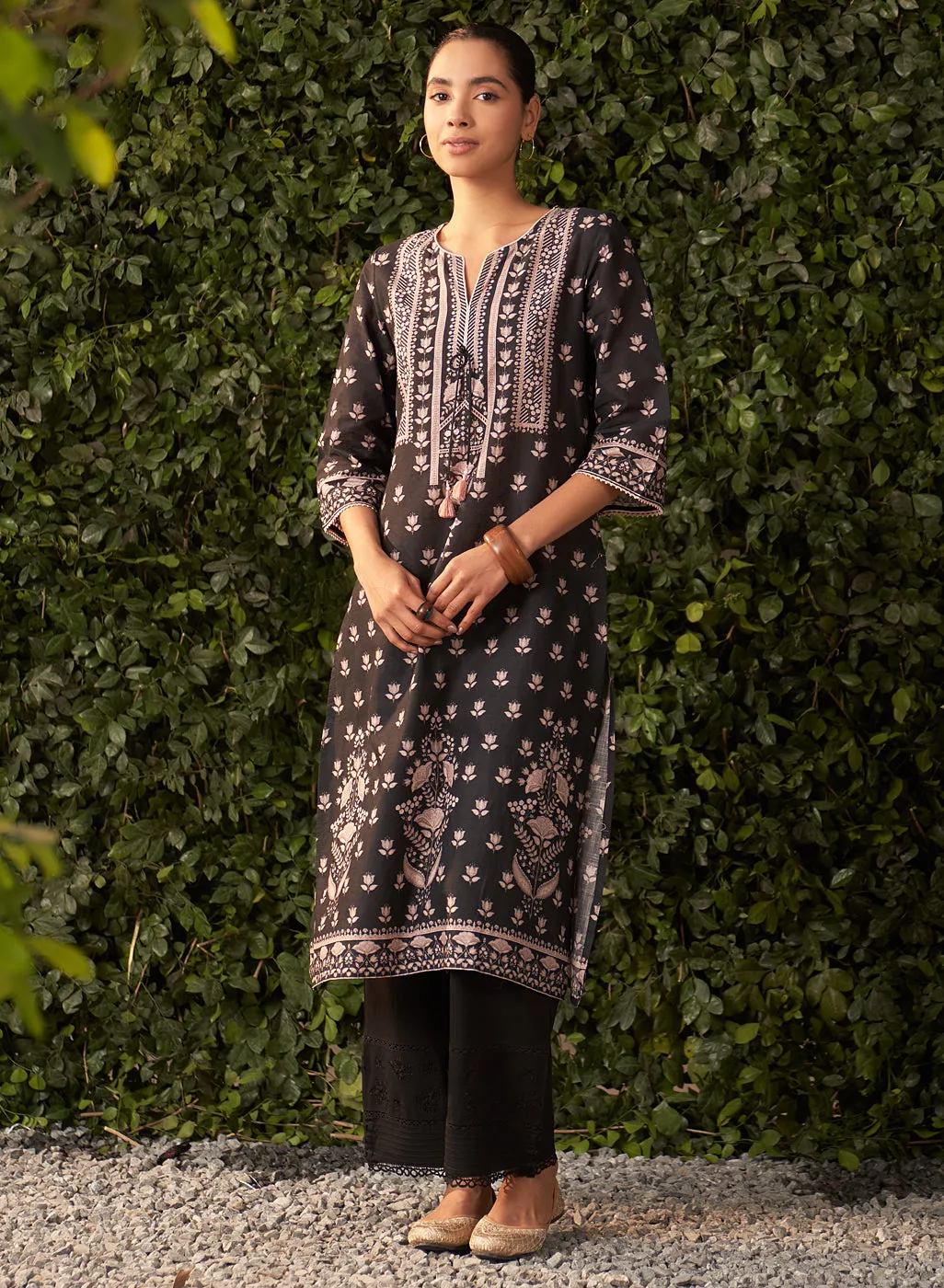 Maya Black Floral Printed Long Kurta for Women