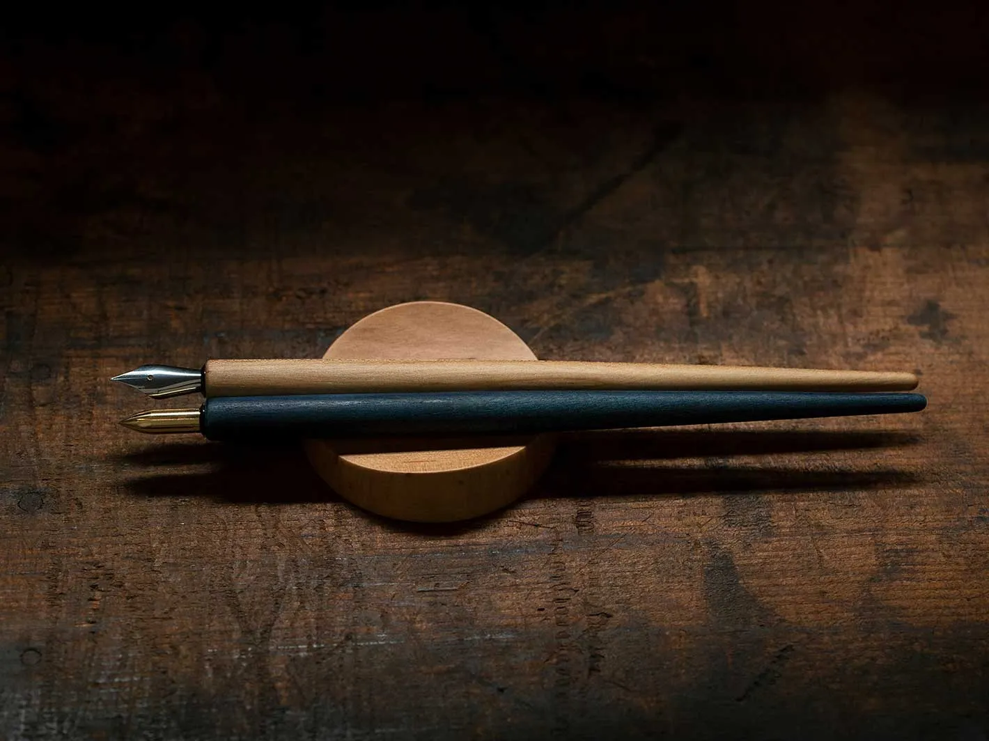 Pen Rest Sakura Wood