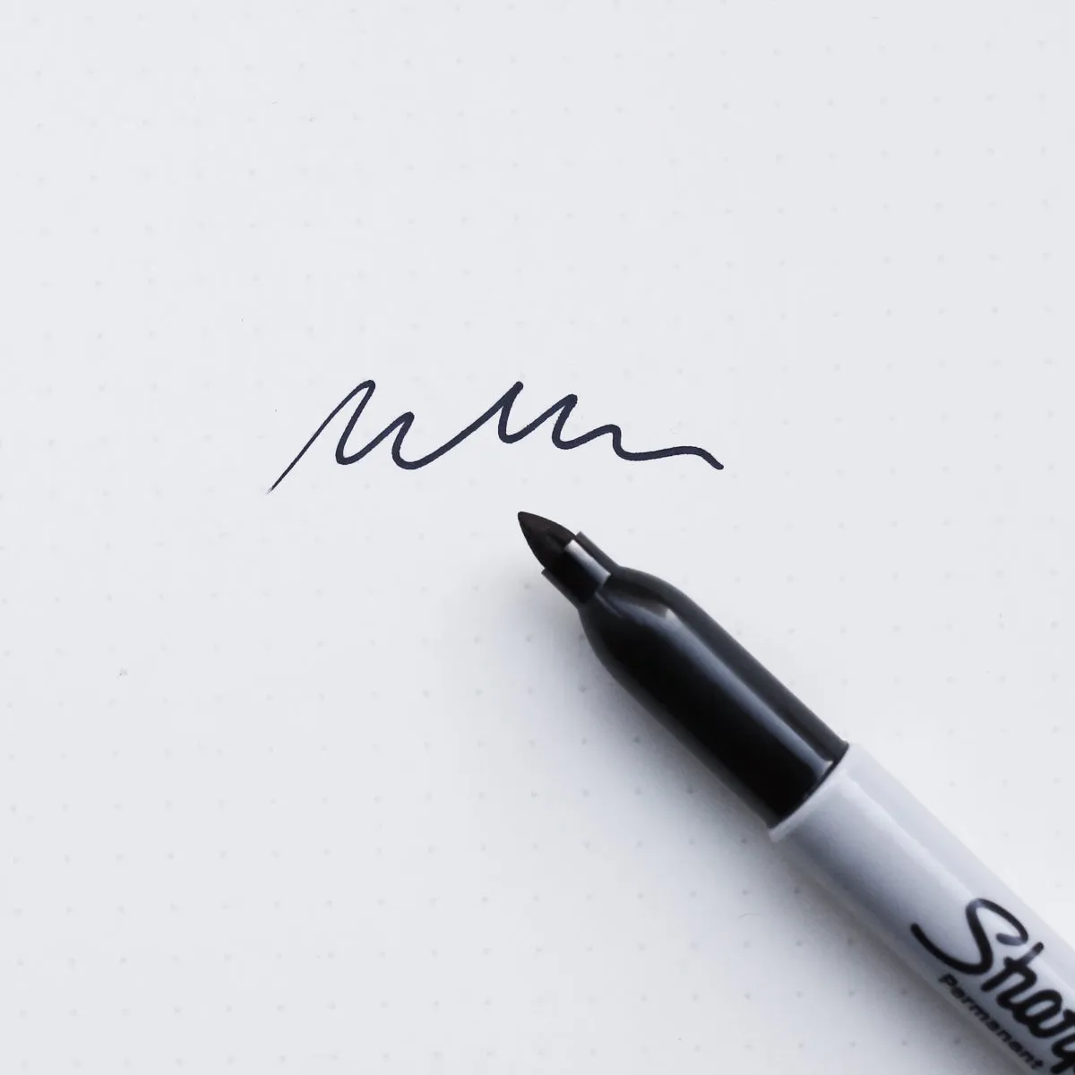 PERMANENT MARKER PEN // BLACK