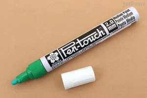 Sakura Pen-Touch Paint Marker - Medium Point 2.0 mm - Green