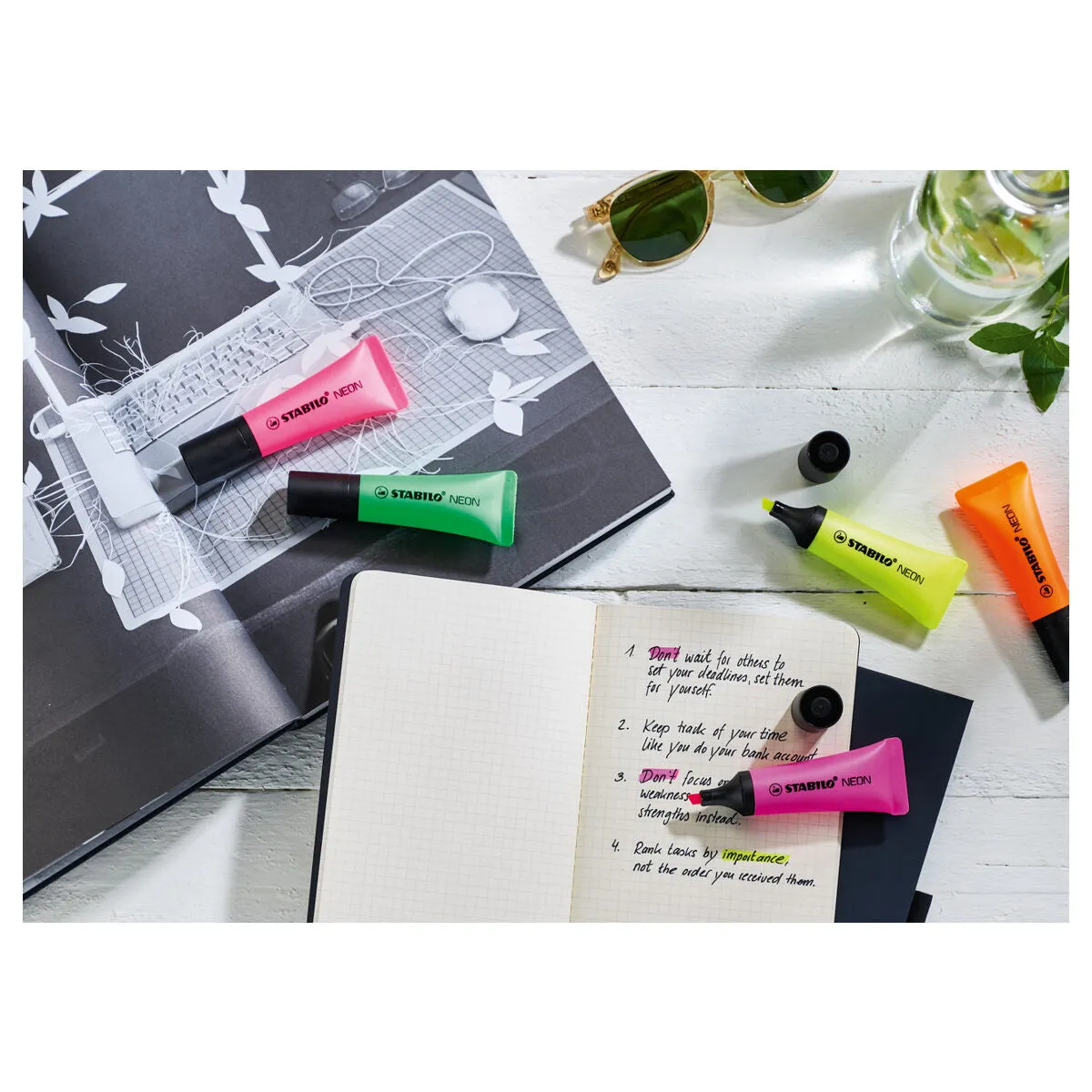 STABILO NEON Pink Highlighter Box of 10